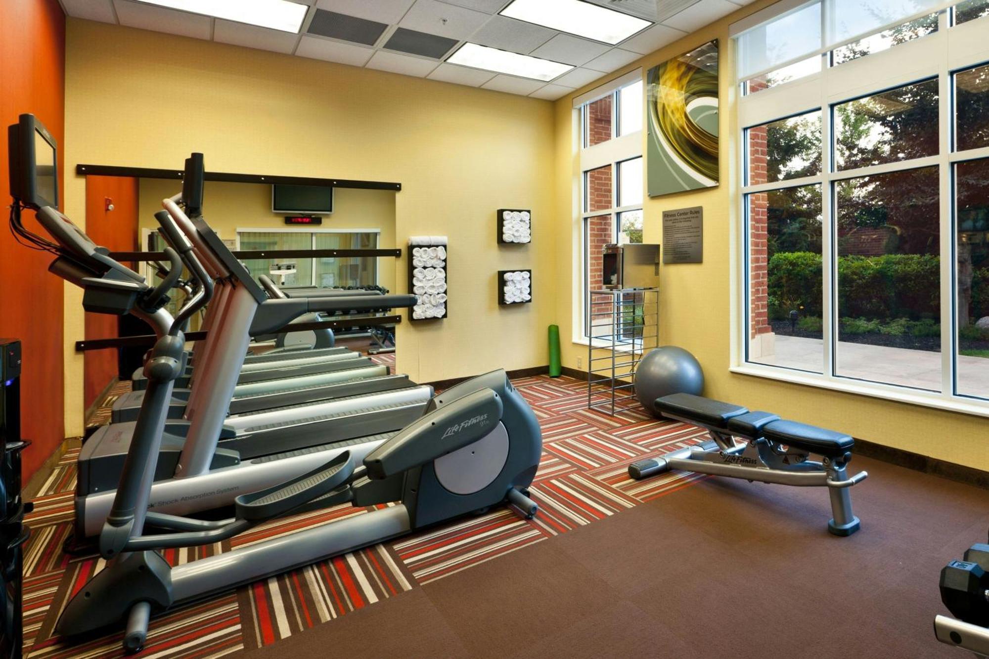 Courtyard Columbus Easton Hotel Luaran gambar
